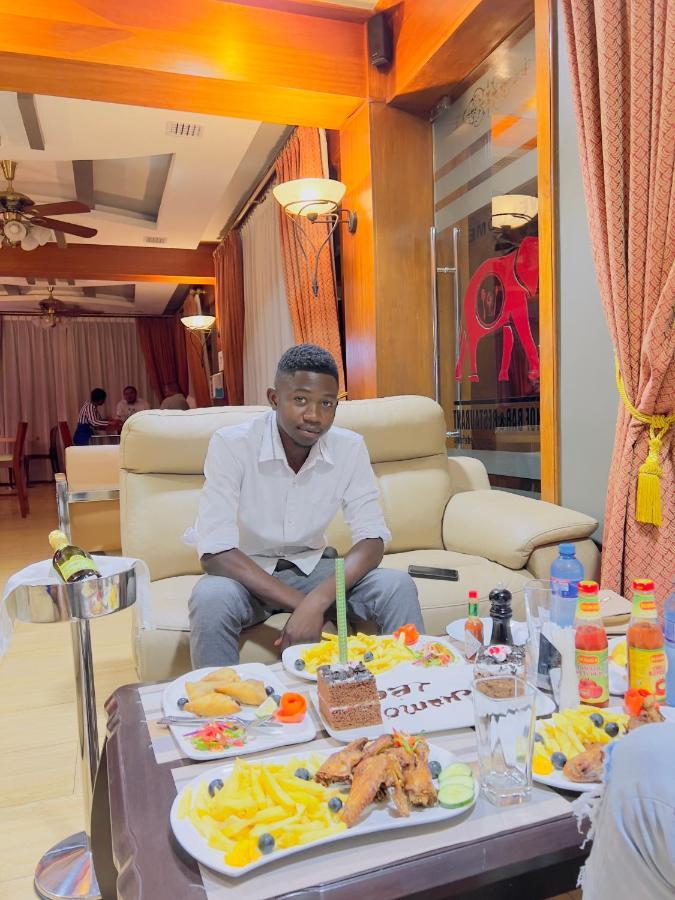 Leyshof Hotel Mwanza Exteriér fotografie
