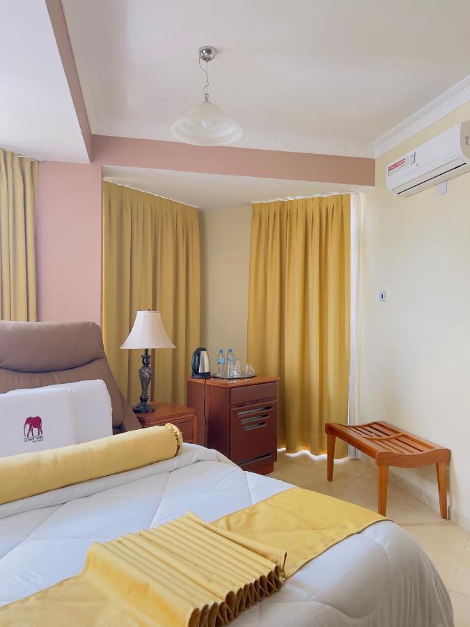 Leyshof Hotel Mwanza Exteriér fotografie