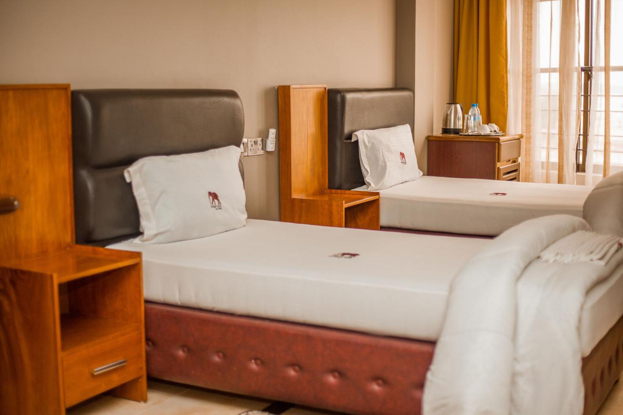 Leyshof Hotel Mwanza Exteriér fotografie
